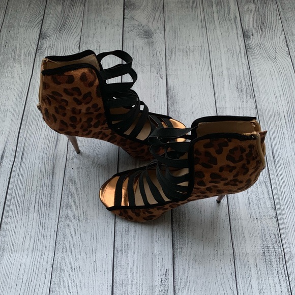 Sexy Leopard Strappy Heels 👠 - Picture 6 of 6